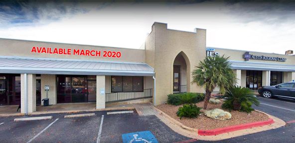 Windermere Center: 15803 Windermere Dr, Pflugerville, TX 78660